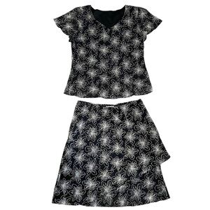 R&K Originals Women’s Size 16 Two Piece Set Shirt Skirt Light Floral Black Top